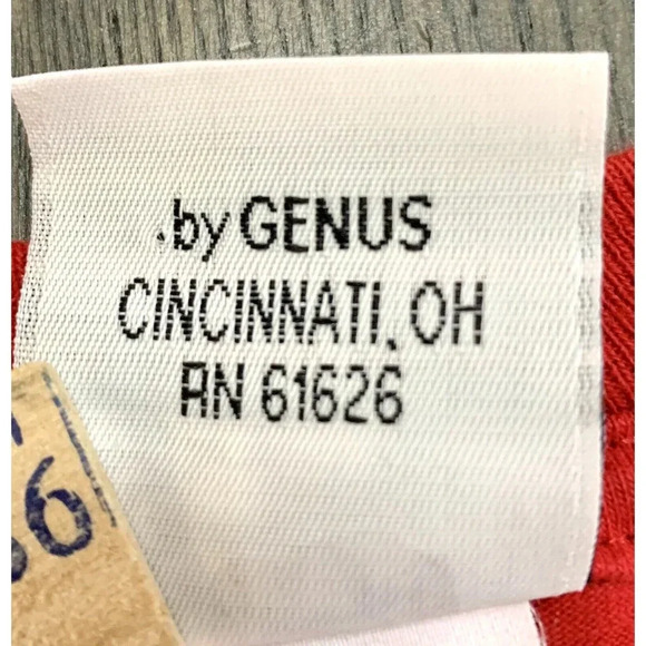 Vintage Disney Mickey Mouse T Shirt Mickey & Co. Size Large Tshirt Made In USA - Picture 5 of 11